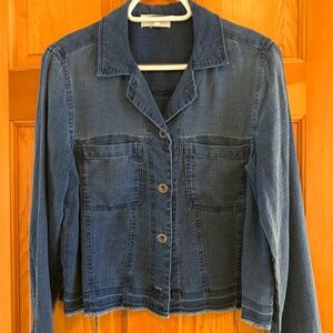 Bella Dahl cropped shirt/jacket with frayed hem